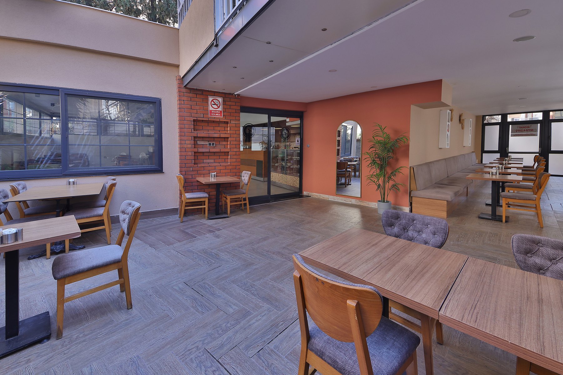 MATHOTEL ortak alan oturma grubu